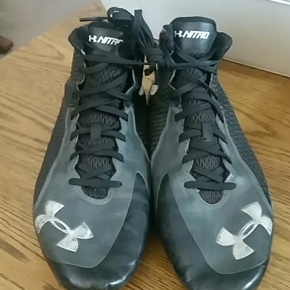 Under Armour Nitro Cleats, size 11